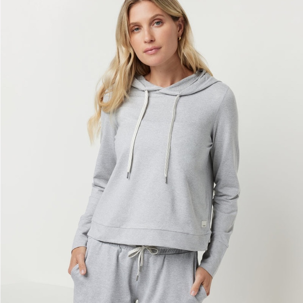 Vuori | Halo Women's Dream Knit Hoodie Pale Grey Heather | Size M